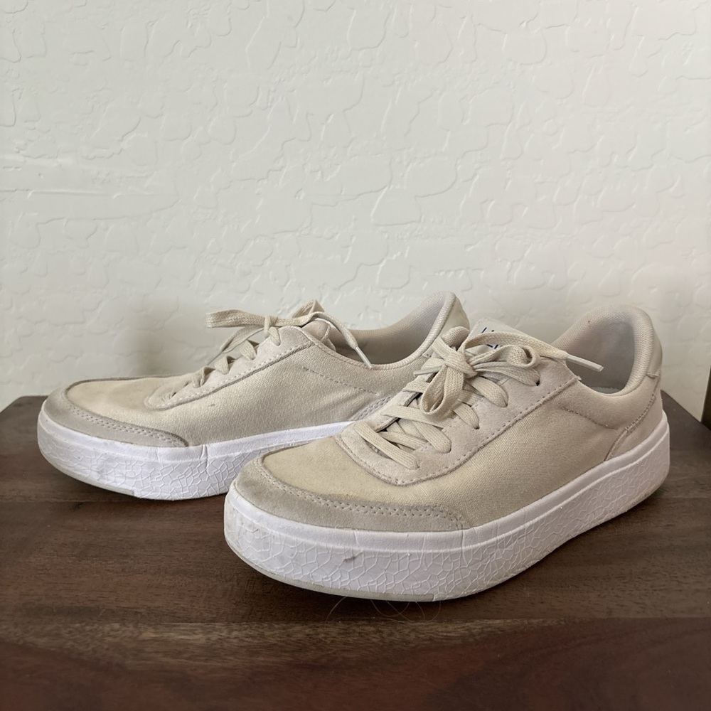 KIZIK unisex Beige Canvas suede Sneakers. Man 4.5 women 6.